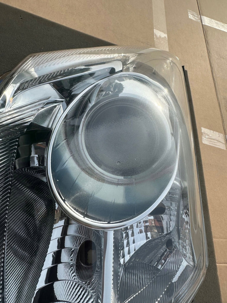 Frontscheinwerfer Toyota Avensis 8112605310 Rechts Scheinwerfer Headlight SCH7371639300es