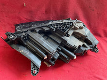 Laden Sie das Bild in den Galerie-Viewer, Frontscheinwerfer Skoda Enyaq 5LB941015A Full LED Links Scheinwerfer Headlight