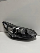Load image into Gallery viewer, Frontscheinwerfer Kia Sportage Rechts Scheinwerfer Headlight SCH4218857284yu