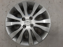 Laden Sie das Bild in den Galerie-Viewer, 1x Alufelge 16 Zoll 6.0&quot; 4x100 55ET Glanz Silber 52910-1J301 Hyundai I20