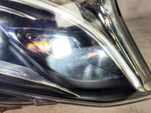 Laden Sie das Bild in den Galerie-Viewer, Frontscheinwerfer Mercedes-Benz Vito W447 A4479061501 LED Rechts Headlight SCH4049703330vy