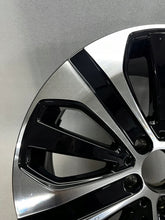 Laden Sie das Bild in den Galerie-Viewer, 1x Alufelge 18 Zoll 8.0&quot; 5x112 38ET Glanz Schwarz A2534014600 Mercedes-Benz Glc