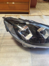 Laden Sie das Bild in den Galerie-Viewer, Frontscheinwerfer Ford Kuga LV4B-13E016-AS Rechts Scheinwerfer Headlight SCH8619120704vk