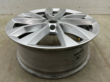 Load image into Gallery viewer, 1x Alufelge 19 Zoll 7.0" 5x112 43ET Glanz 565601025 Mg Kodiaq Rim Wheel FEL1987360045gv