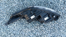 Laden Sie das Bild in den Galerie-Viewer, Frontscheinwerfer Kia III 92102-J7500 LED Rechts Scheinwerfer Headlight SCH2530689138br