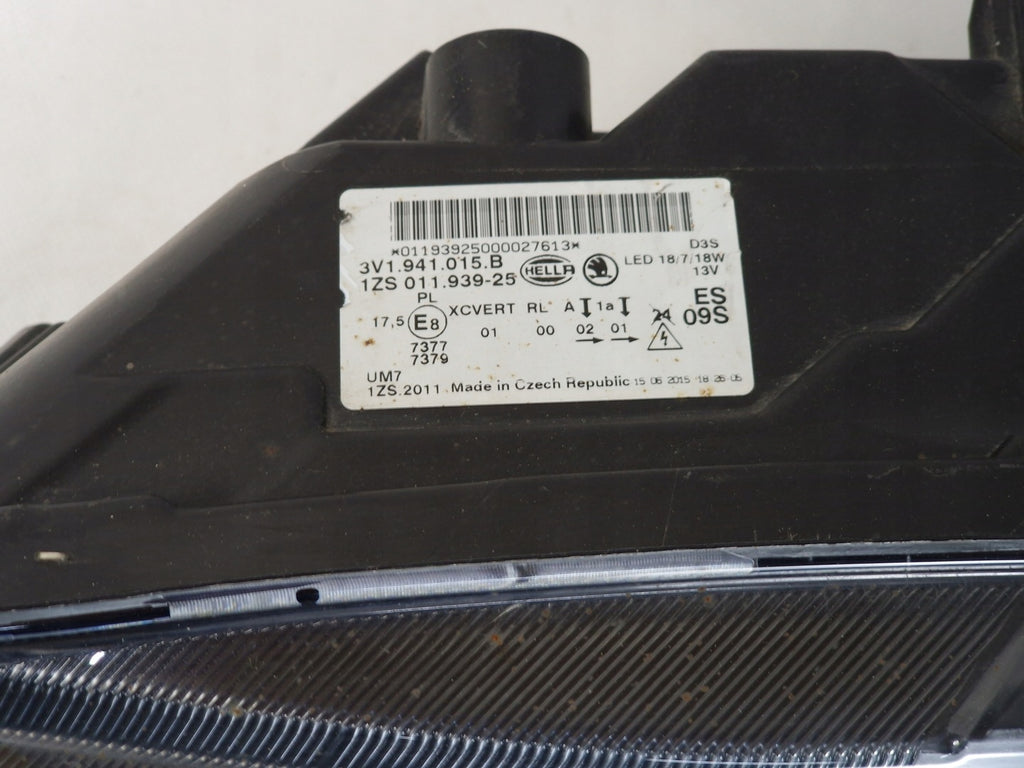 Frontscheinwerfer Skoda Superb III 3V1941015B Xenon Links Scheinwerfer Headlight