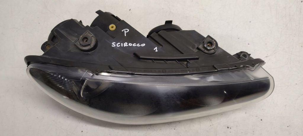 Frontscheinwerfer VW Scirocco 1K8941006C Rechts Scheinwerfer Headlight