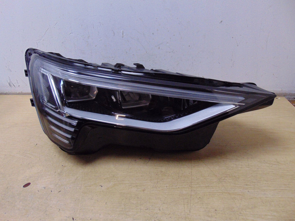 Frontscheinwerfer Audi E-Tron 4KE941040D Rechts Scheinwerfer Headlight