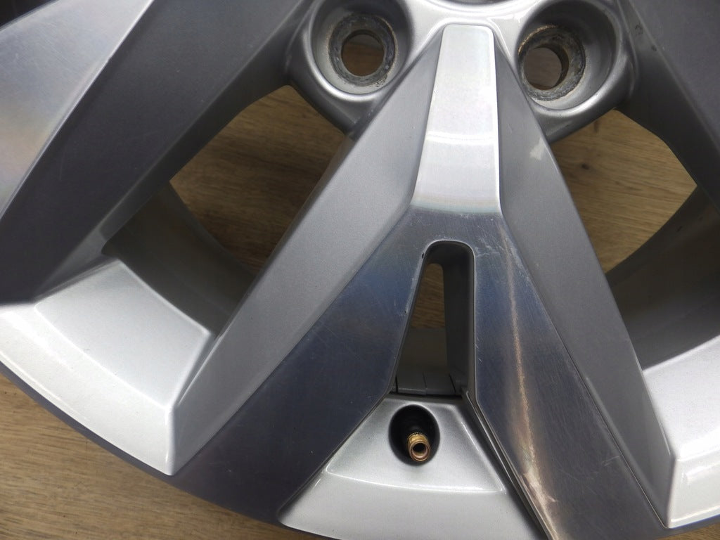 1x Alufelge 16 Zoll 6.5" 5x112 48ET Glanz Silber 5TA601025A VW Tiguan Touran FEL6335721442fu
