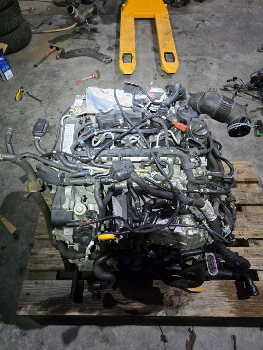 Motor Audi A3 CXX 1.6 TDI 110PS 81kW 102TKm Diesel Engine Komplett MOT4460433761ds