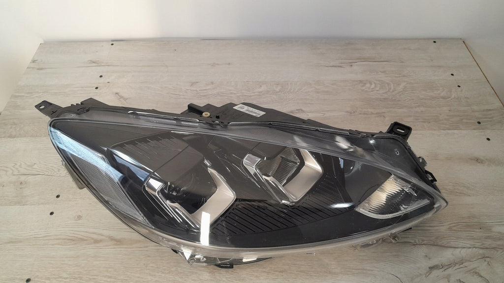 Frontscheinwerfer Ford Kuga LV4B-13E014-CD Rechts Scheinwerfer Headlight