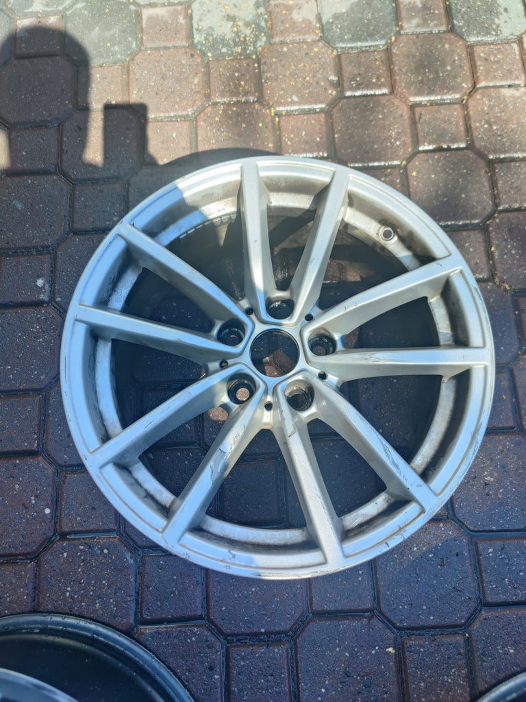 1x Alufelge 17 Zoll 7.5" 5x112 30ET Glanz Silber 6883520 BMW Rim Wheel FEL1088527978bq