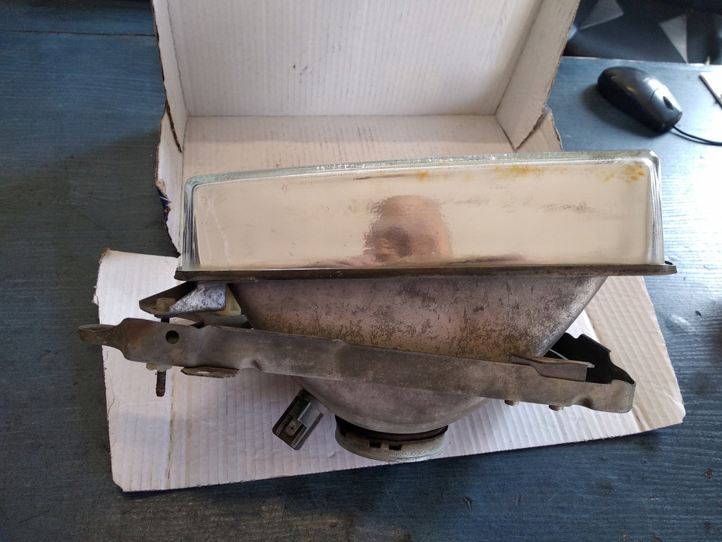 Frontscheinwerfer Audi 80 90 B2 301129120 Rechts Scheinwerfer Headlight