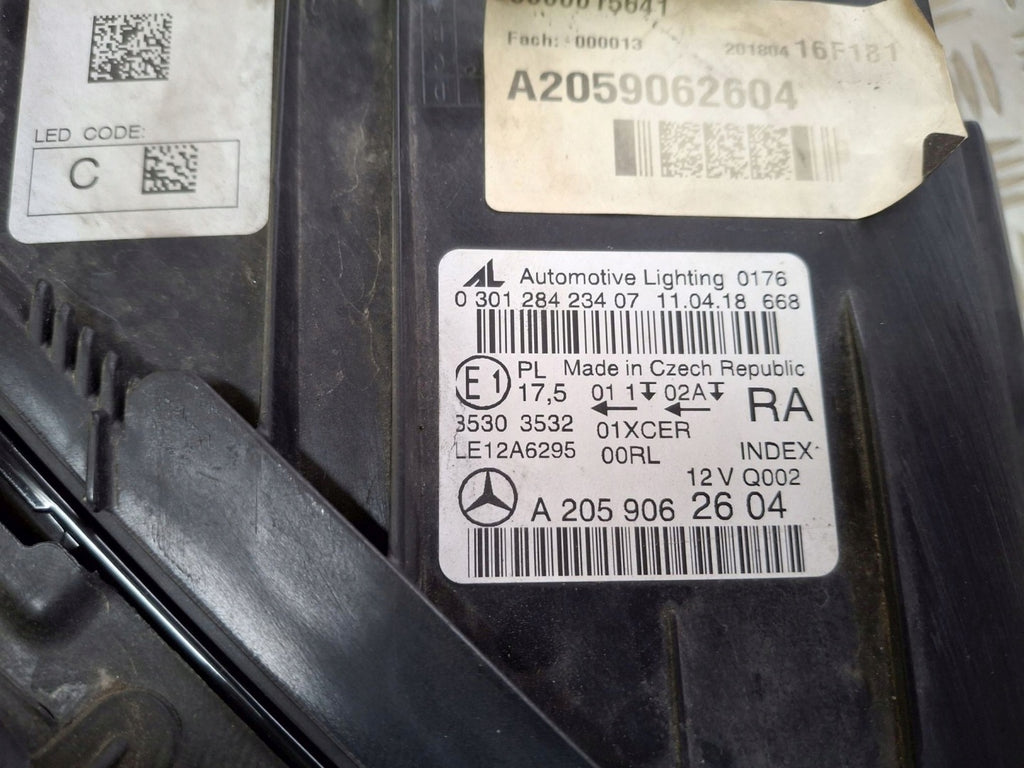 Frontscheinwerfer Mercedes-Benz W205 A2059062604 LED Rechts Headlight SCH9947727389uo