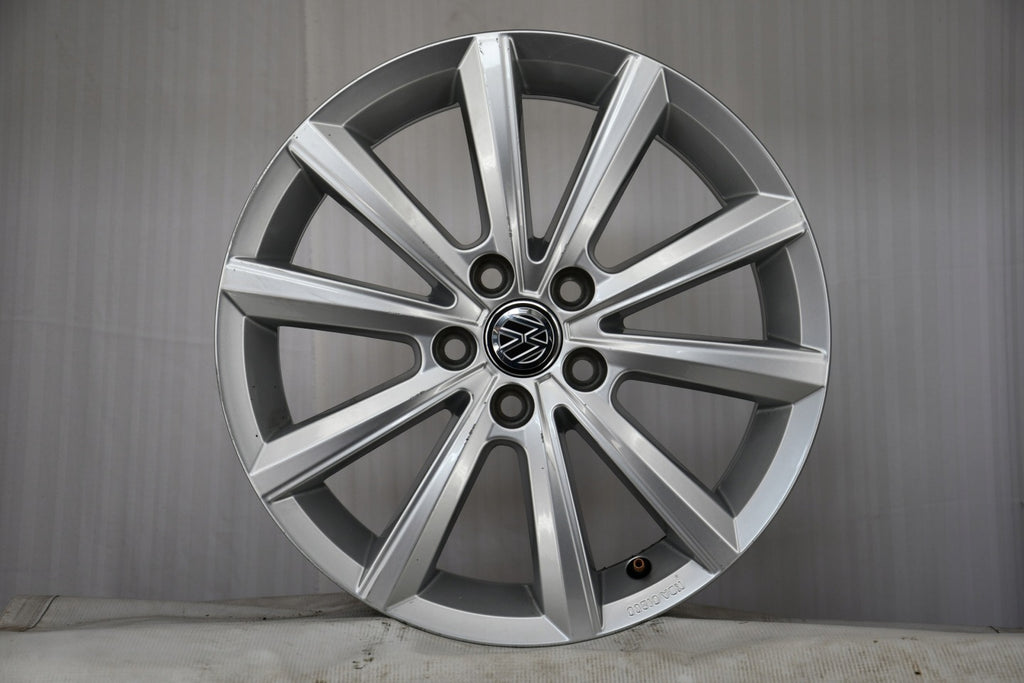 1x Alufelge 16 Zoll 6.0" 5x100 45ET Silber 2G0071496 VW Polo Rim Wheel FEL2644944251gs