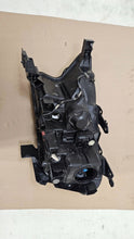 Laden Sie das Bild in den Galerie-Viewer, Frontscheinwerfer Ford Ranger Xenon Rechts Scheinwerfer Headlight SCH5299961356sh