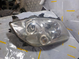 Frontscheinwerfer Toyota Auris 81110-02470 Rechts Scheinwerfer Headlight