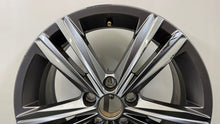 Laden Sie das Bild in den Galerie-Viewer, 1x Alufelge 16 Zoll 6.5" 5x100 47ET Glanz Grau 2G0601025AA VW Rim Wheel FEL3308838121jm