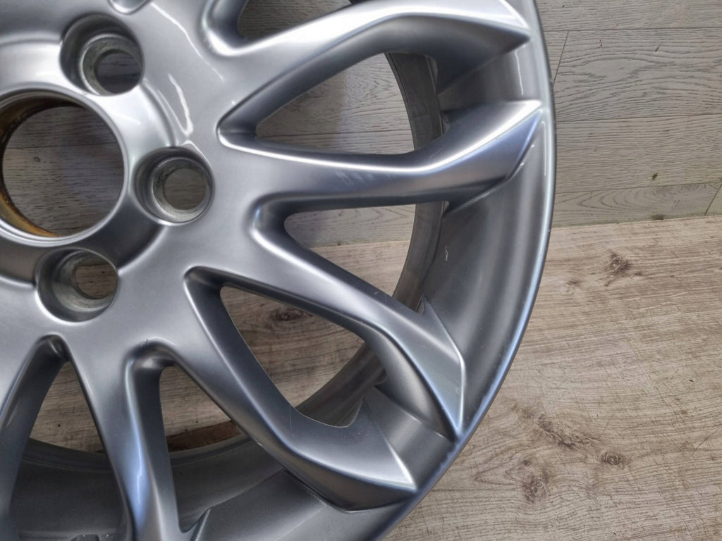 1x Alufelge 17 Zoll 7.0" 5x108 52 5ET Glanz Silber 30647837 Volvo C30 V50 FEL3374124486yv