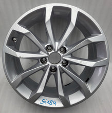 Load image into Gallery viewer, 1x Alufelge 18 Zoll 8.0" 5x112 40ET Glanz Silber 8W0601025H Audi A4 Rim Wheel FEL5601263232gl