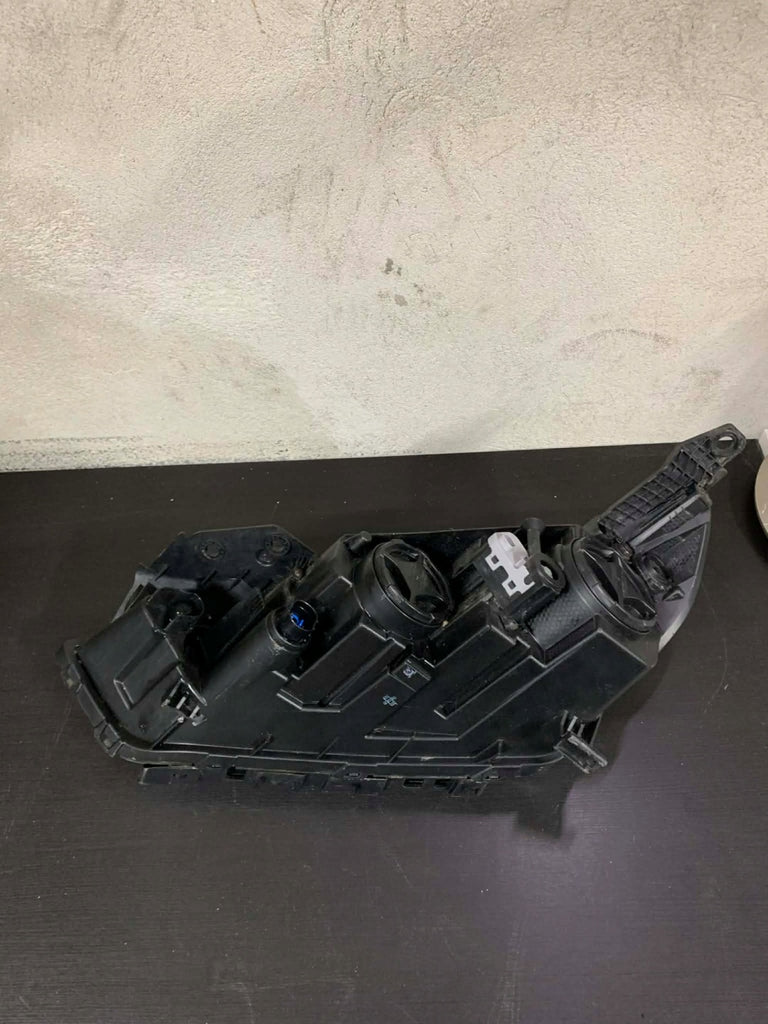 Frontscheinwerfer Hyundai Ioniq Rechts Scheinwerfer Headlight SCH6057082965jb