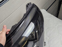 Laden Sie das Bild in den Galerie-Viewer, Frontscheinwerfer Renault Megane IV 260602792R Links Scheinwerfer Headlight SCH5845364234lm