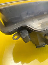 Load image into Gallery viewer, Frontscheinwerfer BMW 1 E88 E82 E87 7170291-02 Xenon Links Headlight SCH9975307266ri