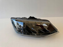 Laden Sie das Bild in den Galerie-Viewer, Frontscheinwerfer Skoda Fabia III 6V1941016B LED Rechts Scheinwerfer Headlight SCH2448976932xv