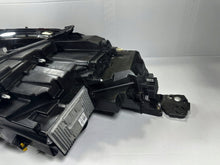 Laden Sie das Bild in den Galerie-Viewer, Frontscheinwerfer Peugeot 5008 II 9837759780 Full LED Ein Satz Headlight SCH4494349093hp