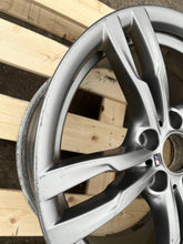 Load image into Gallery viewer, 1x Alufelge 18 Zoll 8.5" 5x120 47ET Glanz Grau 7852492 BMW 3 F30 F32 F31 FEL4187135126ms