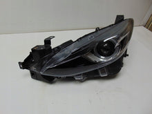 Laden Sie das Bild in den Galerie-Viewer, Frontscheinwerfer Mazda 3 Bm BHR251040 LED Links Scheinwerfer Headlight SCH5095330601um