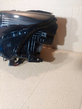 Laden Sie das Bild in den Galerie-Viewer, Frontscheinwerfer Mazda Cx-30 DRF7-51040 LED Links Scheinwerfer Headlight