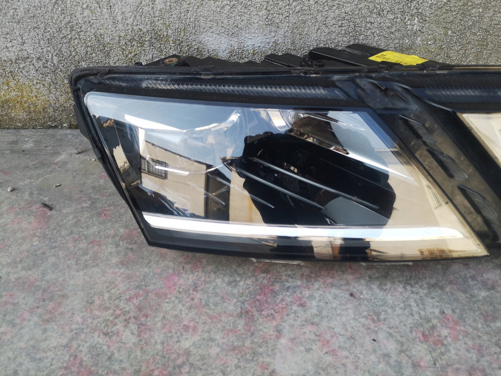 Frontscheinwerfer Skoda Octavia III 5E1941016E Rechts Scheinwerfer Headlight SCH3782332648rp