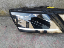 Laden Sie das Bild in den Galerie-Viewer, Frontscheinwerfer Skoda Octavia III 5E1941016E Rechts Scheinwerfer Headlight SCH3782332648rp