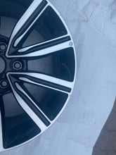 Load image into Gallery viewer, 1x Alufelge 17 Zoll 7.5&quot; 5x114.3 52 5ET 52910-D4650 Kia Optima Rim Wheel