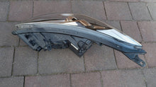 Laden Sie das Bild in den Galerie-Viewer, Frontscheinwerfer Hyundai I30 92102A6010 Rechts Scheinwerfer Headlight SCH1167042180vu