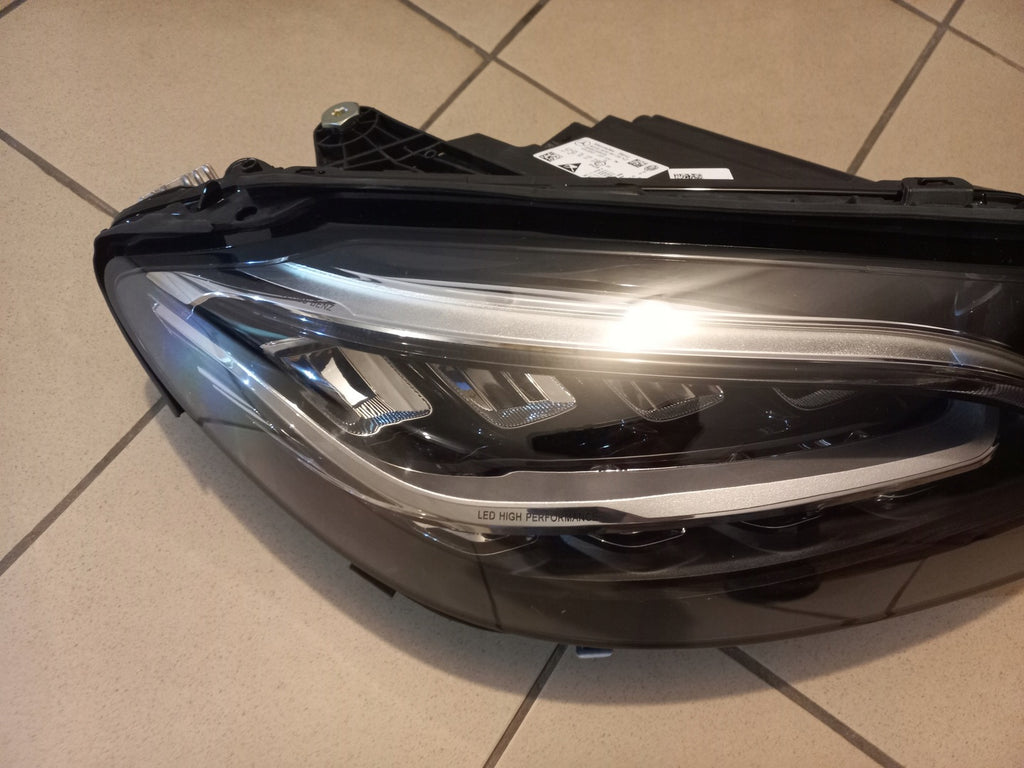 Frontscheinwerfer Mercedes-Benz W205 A205 A2059066006 Full LED Rechts oder Links SCH3394323417iz