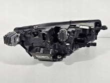 Laden Sie das Bild in den Galerie-Viewer, Frontscheinwerfer Skoda Octavia 5E4941015 LED Links Scheinwerfer Headlight SCH5748239531uy