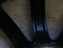 Laden Sie das Bild in den Galerie-Viewer, 1x Alufelge 19 Zoll 8.5&quot; 5x108 49ET 9X23-1007-AA Jaguar Xj Xf Rim Wheel