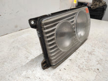 Laden Sie das Bild in den Galerie-Viewer, Frontscheinwerfer Mercedes-Benz W123 PAW826 Rechts Scheinwerfer Headlight SCH1903592224mq