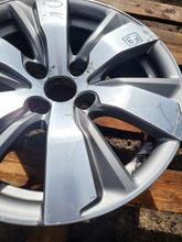 Load image into Gallery viewer, 1x Alufelge 16 Zoll 6.5" 4x108 20ET Glanz Silber 9678398177 Peugeot 2008 I FEL3630627314ql