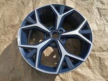 Laden Sie das Bild in den Galerie-Viewer, 1x Alufelge 19 Zoll 8.0" 5x112 575071499 Seat Ateca Rim Wheel FEL2294922443bl