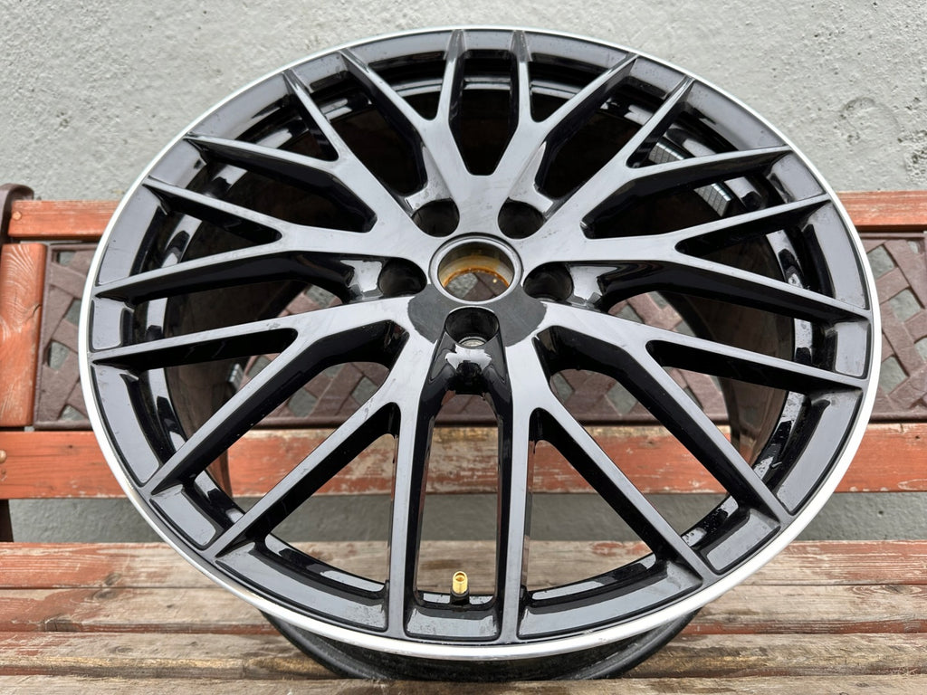 1x Alufelge 20 Zoll 9.0" 5x112 51ET Glanz Schwarz 8S0601025AR Audi Tt Rim Wheel FEL1289529566ss