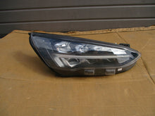 Laden Sie das Bild in den Galerie-Viewer, Frontscheinwerfer Ford Focus JX7B-13E014-CE FULL LED Rechts Headlight