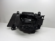 Laden Sie das Bild in den Galerie-Viewer, Frontscheinwerfer Man 81251016819 Rechts Scheinwerfer Headlight SCH7746533885nv