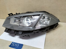 Laden Sie das Bild in den Galerie-Viewer, Frontscheinwerfer Renault Megane II 89307030 Xenon Links Scheinwerfer Headlight SCH9222052815mq