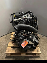 Load image into Gallery viewer, Motor Ford Galaxy I 8G9Q-6006-AA 2.2 TDCI 175PS 129kW 121TKm Diesel Komplett MOT3840262810br