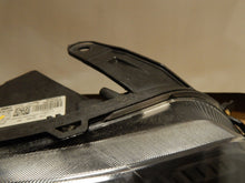 Laden Sie das Bild in den Galerie-Viewer, Frontscheinwerfer Dacia Duster 260106194R Rechts Scheinwerfer Headlight SCH3614624349sx