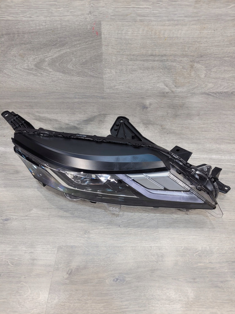 Frontscheinwerfer Mitsubishi L200 8301D382 LED Rechts Scheinwerfer Headlight