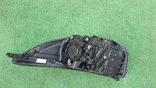 Laden Sie das Bild in den Galerie-Viewer, Frontscheinwerfer Kia Picanto 92102-G63 LED Rechts Scheinwerfer Headlight SCH4771805763uz